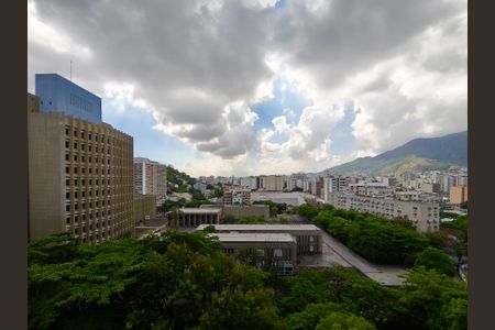 Apartamento à venda com 70m², 2 quartos e 1 vaga Apartamento à venda com 70m², 2 quartos e 1 vagaVista da Sala