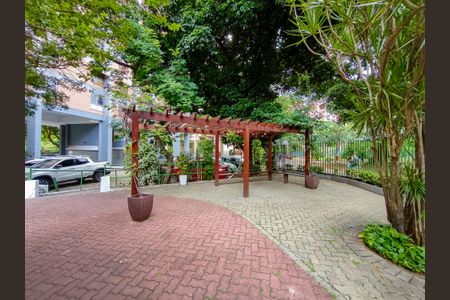 Apartamento à venda com 70m², 2 quartos e 1 vaga Apartamento à venda com 70m², 2 quartos e 1 vagaÁrea comum - Playground