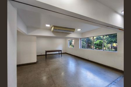 Apartamento à venda com 70m², 2 quartos e 1 vaga Apartamento à venda com 70m², 2 quartos e 1 vagaÁrea comum - Salão de festas