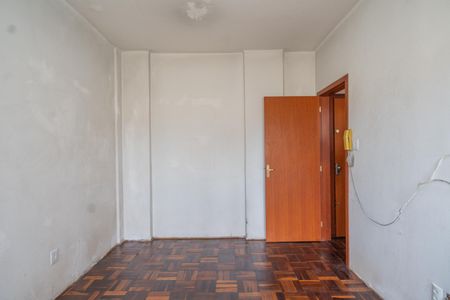 Apartamento à venda com 28m², 1 quarto e sem vaga Apartamento à venda com 28m², 1 quarto e sem vagaSala/Quarto