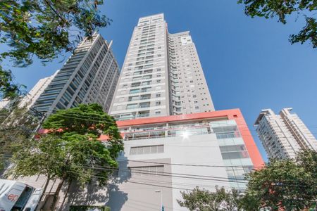 Apartamento à venda com 71m², 2 quartos e 2 vagas Apartamento à venda com 71m², 2 quartos e 2 vagasFachada
