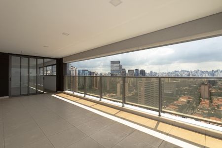 Apartamento à venda com 181m², 3 quartos e 2 vagas Apartamento à venda com 181m², 3 quartos e 2 vagasSacada