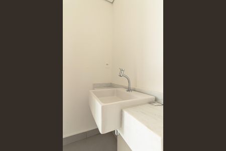 Apartamento à venda com 181m², 3 quartos e 2 vagas Apartamento à venda com 181m², 3 quartos e 2 vagasLavabo