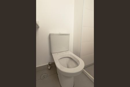 Apartamento à venda com 181m², 3 quartos e 2 vagas Apartamento à venda com 181m², 3 quartos e 2 vagasBanheiro da Suíte 2