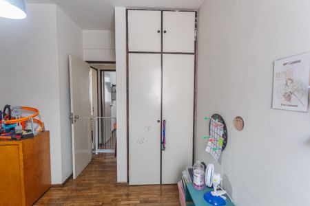 Apartamento à venda com 120m², 3 quartos e 2 vagas Apartamento à venda com 120m², 3 quartos e 2 vagasArmário do Quarto 2