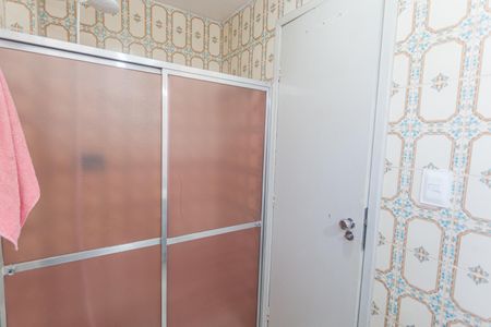 Apartamento à venda com 120m², 3 quartos e 2 vagas Apartamento à venda com 120m², 3 quartos e 2 vagasBanheiro da Suíte