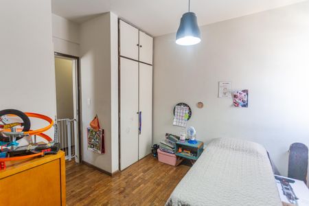 Apartamento à venda com 120m², 3 quartos e 2 vagas Apartamento à venda com 120m², 3 quartos e 2 vagasQuarto 2
