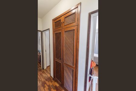 Apartamento à venda com 120m², 3 quartos e 2 vagas Apartamento à venda com 120m², 3 quartos e 2 vagasCorredor