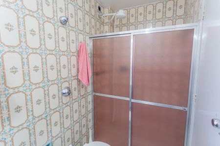 Apartamento à venda com 120m², 3 quartos e 2 vagas Apartamento à venda com 120m², 3 quartos e 2 vagasBanheiro da Suíte