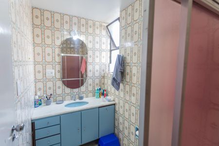 Apartamento à venda com 120m², 3 quartos e 2 vagas Apartamento à venda com 120m², 3 quartos e 2 vagasBanheiro da Suíte