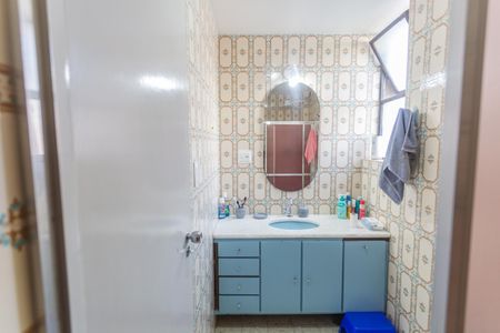 Apartamento à venda com 120m², 3 quartos e 2 vagas Apartamento à venda com 120m², 3 quartos e 2 vagasBanheiro da Suíte