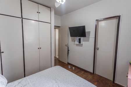 Apartamento à venda com 120m², 3 quartos e 2 vagas Apartamento à venda com 120m², 3 quartos e 2 vagasSuíte