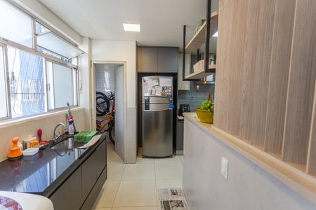 Apartamento à venda com 120m², 3 quartos e 2 vagas Apartamento à venda com 120m², 3 quartos e 2 vagasÁrea de Serviço