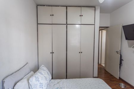 Apartamento à venda com 120m², 3 quartos e 2 vagas Apartamento à venda com 120m², 3 quartos e 2 vagasSuíte