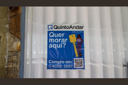 Casa de condomínio à venda com 150m², 3 quartos e 1 vagaPlaca instalada