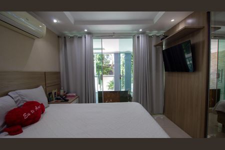 Casa de condomínio à venda com 150m², 3 quartos e 1 vagaSuíte 3