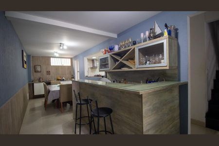 Casa de condomínio à venda com 150m², 3 quartos e 1 vagaCopa