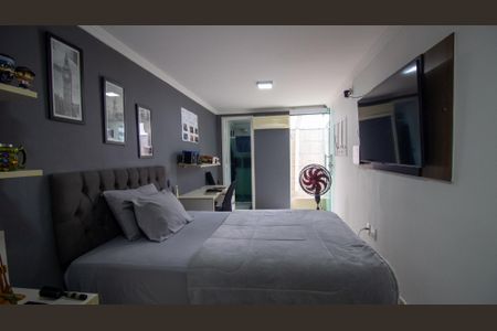 Casa de condomínio à venda com 150m², 3 quartos e 1 vagaSuíte 2