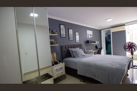 Casa de condomínio à venda com 150m², 3 quartos e 1 vagaSuíte 2