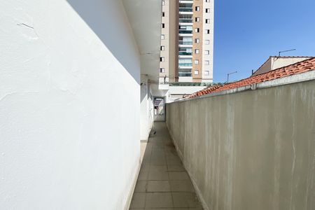 Casa à venda com 220m², 4 quartos e 5 vagas Casa à venda com 220m², 4 quartos e 5 vagasQuintal
