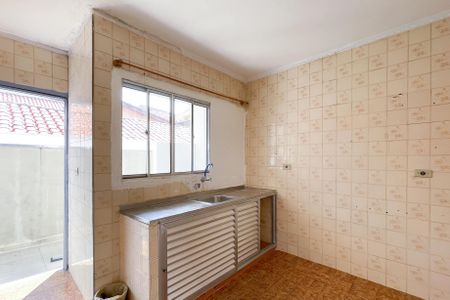 Casa à venda com 220m², 4 quartos e 5 vagas Casa à venda com 220m², 4 quartos e 5 vagasCozinha