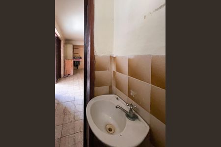 Casa à venda com 220m², 4 quartos e 5 vagas Casa à venda com 220m², 4 quartos e 5 vagasLavabo