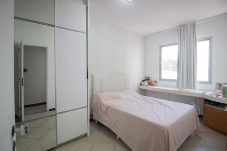 Apartamento à venda com 114m², 3 quartos e 1 vaga Apartamento à venda com 114m², 3 quartos e 1 vagaSuíte