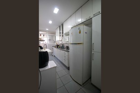 Apartamento à venda com 114m², 3 quartos e 1 vaga Apartamento à venda com 114m², 3 quartos e 1 vagaCozinha