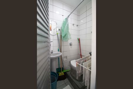 Apartamento à venda com 114m², 3 quartos e 1 vaga Apartamento à venda com 114m², 3 quartos e 1 vagaÁrea de serviço - banheiro