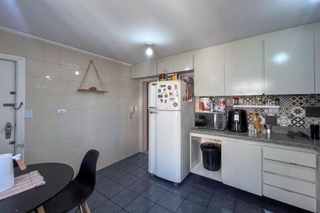 Apartamento à venda com 94m², 2 quartos e 1 vaga Apartamento à venda com 94m², 2 quartos e 1 vagaCozinha