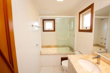 Apartamento à venda com 400m², 3 quartos e 1 vaga Apartamento à venda com 400m², 3 quartos e 1 vagaBanheiro/Suíte