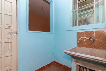 Casa à venda com 100m², 3 quartos e 4 vagasÁrea de Serviço 2