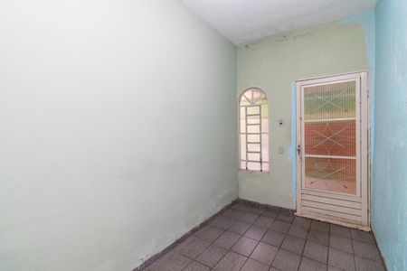 Casa à venda com 100m², 3 quartos e 4 vagasSuíte