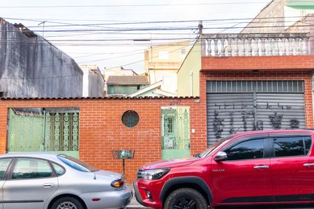 Casa à venda com 100m², 3 quartos e 4 vagasFachada