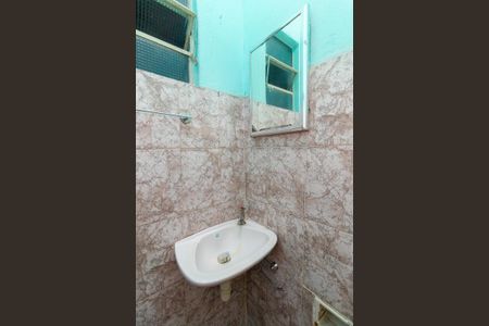 Casa à venda com 100m², 3 quartos e 4 vagasBanheiro da Suíte