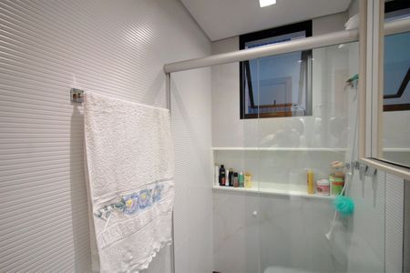 Apartamento à venda com 130m², 4 quartos e 2 vagasBanheiro da Suíte