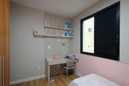 Apartamento à venda com 130m², 4 quartos e 2 vagasQuarto 3