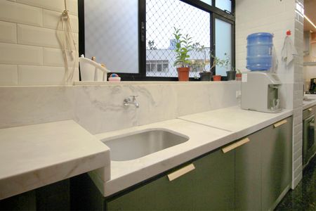 Apartamento à venda com 130m², 4 quartos e 2 vagasÁrea de Serviço