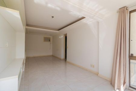 Apartamento à venda com 94m², 3 quartos e 2 vagas Apartamento à venda com 94m², 3 quartos e 2 vagasSala