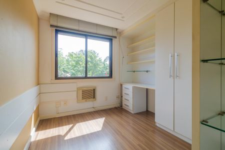 Apartamento à venda com 94m², 3 quartos e 2 vagas Apartamento à venda com 94m², 3 quartos e 2 vagasQuarto 3