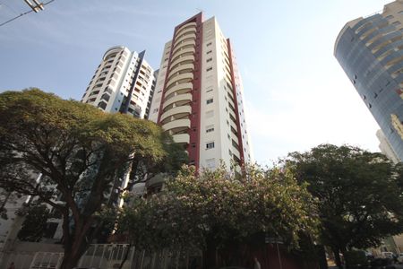 Apartamento à venda com 32m², 1 quarto e 1 vagaFachada
