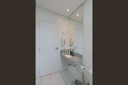 Apartamento à venda com 82m², 3 quartos e 2 vagas Apartamento à venda com 82m², 3 quartos e 2 vagasBanheiro Suite