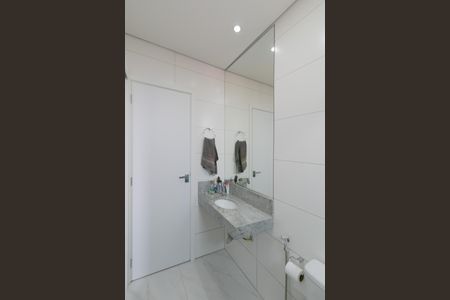 Apartamento à venda com 82m², 3 quartos e 2 vagas Apartamento à venda com 82m², 3 quartos e 2 vagasBanheiro Demi Suite