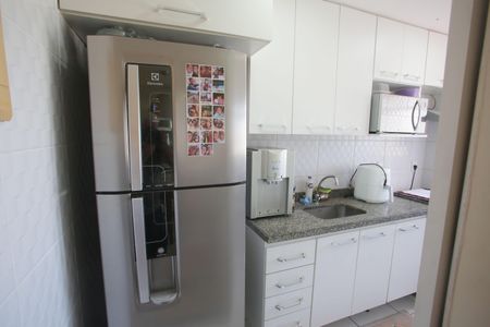 Apartamento à venda com 55m², 2 quartos e 1 vaga Apartamento à venda com 55m², 2 quartos e 1 vagaCozinha