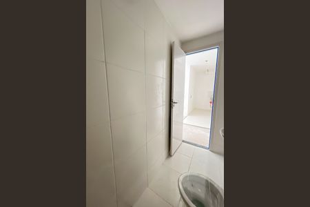 Apartamento à venda com 33m², 2 quartos e sem vaga Apartamento à venda com 33m², 2 quartos e sem vagaBanheiro