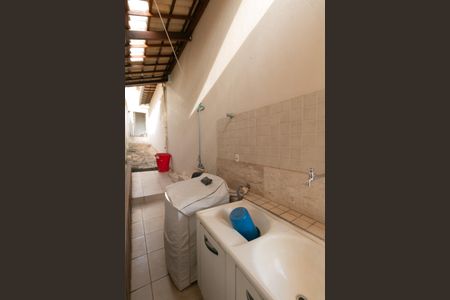 Casa à venda com 282m², 3 quartos e 3 vagasÁrea de Serviço