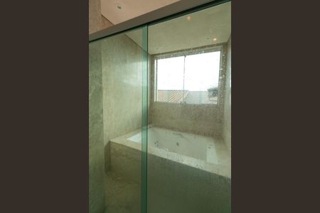 Casa à venda com 282m², 3 quartos e 3 vagasBanheiro Suite