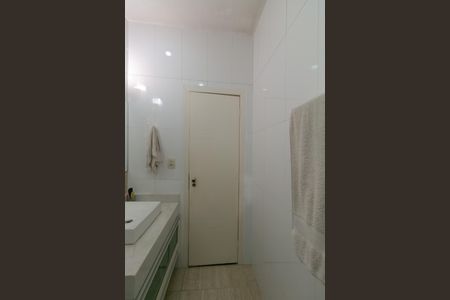 Casa à venda com 282m², 3 quartos e 3 vagasBanheiro Social