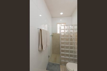 Casa à venda com 282m², 3 quartos e 3 vagasBanheiro Social