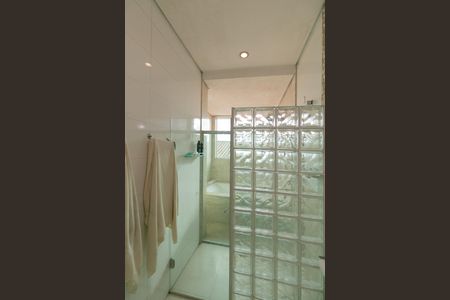 Casa à venda com 282m², 3 quartos e 3 vagasBanheiro Suite